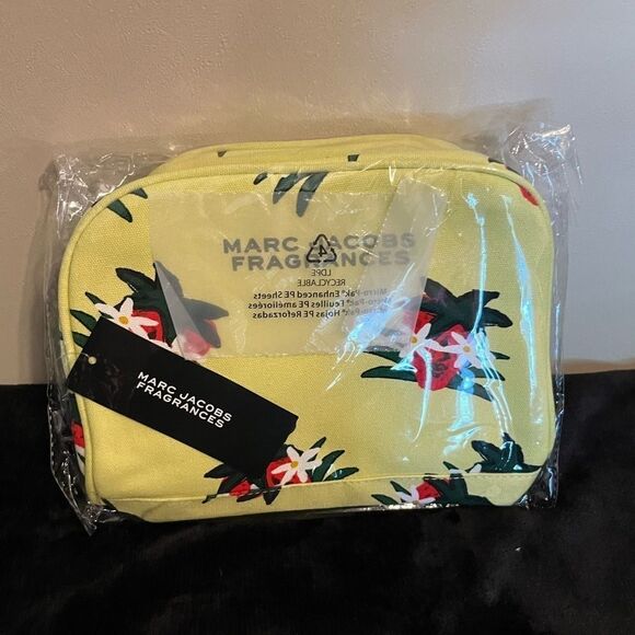 Marc Jacob’s Strawberry Floral Makeup Bag Case - Picture 11 of 11